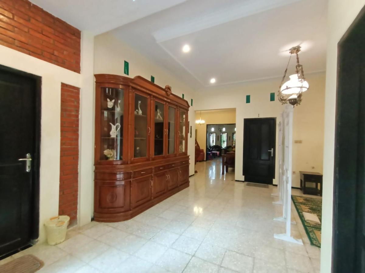 Rumah Kami Guest House Yogyakarta Kültér fotó