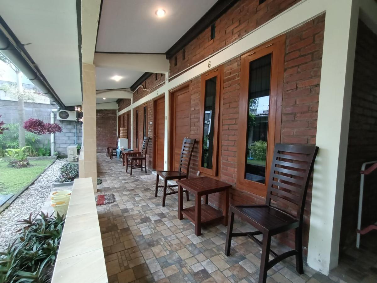 Rumah Kami Guest House Yogyakarta Kültér fotó