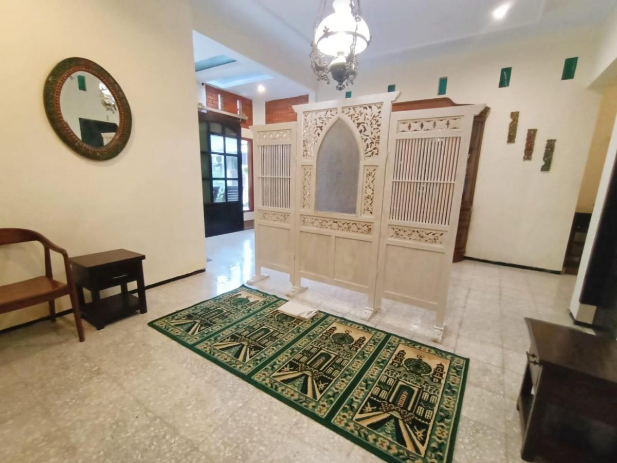 Rumah Kami Guest House Yogyakarta Kültér fotó